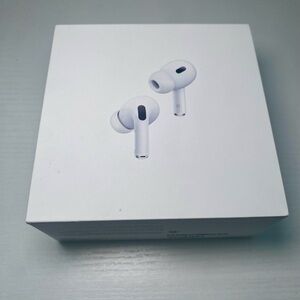 Apple White Earbud Headphones | AirPods Pro